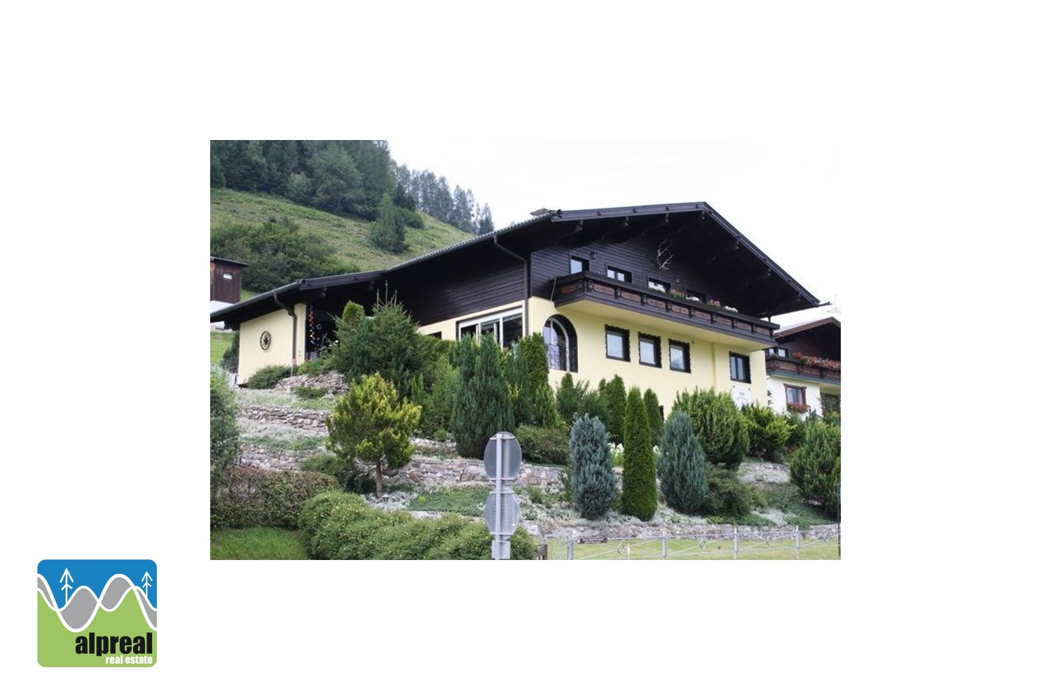 Apartmenthouse Bruck an der Grossglocknerstrasse Salzburg Austria Apartmenthouse Bruck an der Grossglocknerstrasse Salzburg Austria
