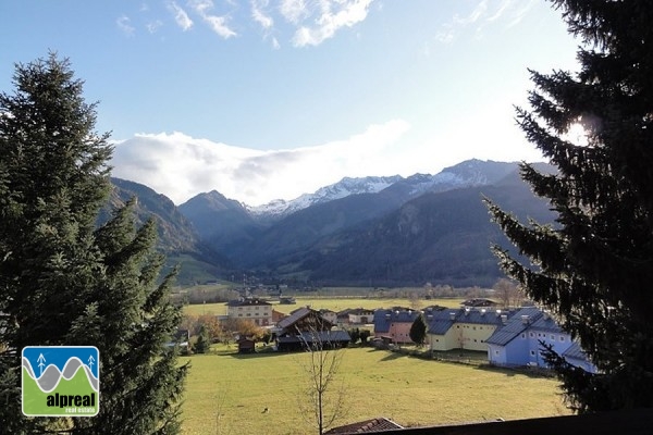 Huis met 4 appartementen en praktijkruimte Uttendorf Salzburgerland Oostenrijk