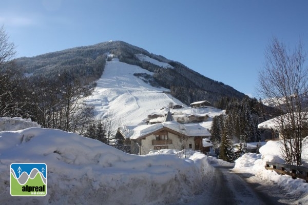 Hoekhuis Kaprun Salzburgerland Oostenrijk