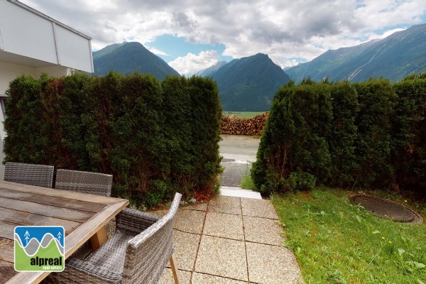 Haus mit 2 Wohnungen in Neukirchen am Großvenediger Salzburg Österreich