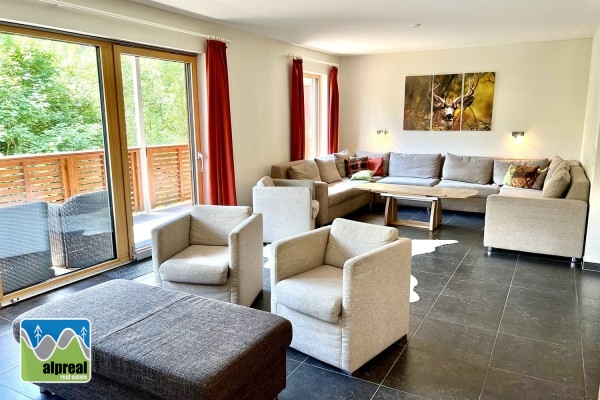 spacious 3-bedroom apartment Zell am See Salzburg Austria