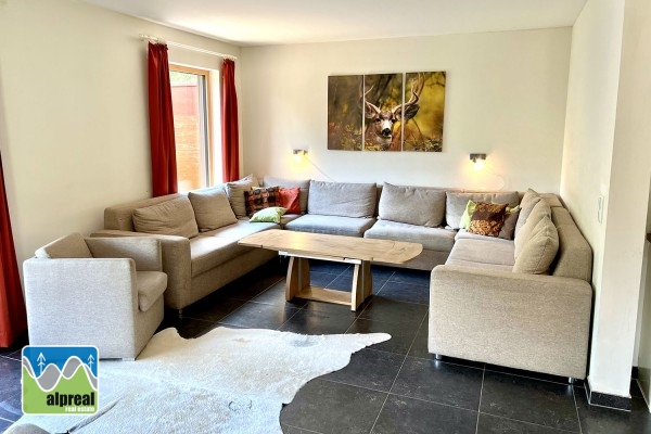 spacious 3-bedroom apartment Zell am See Salzburg Austria