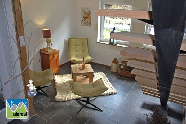 Vakantiehuis met appartement en bijgebouwen Turrach Steiermark Oostenrijk