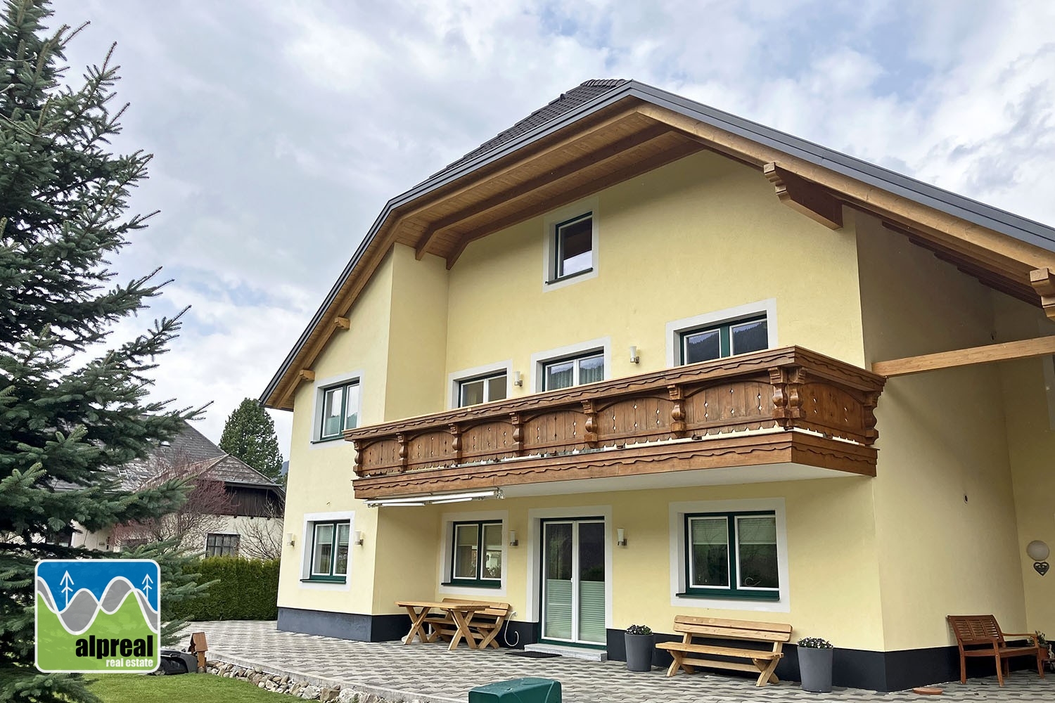 Landhaus mit 2 Wohnungen Unternberg Salzburg Österreich Landhaus mit 2 Wohnungen Unternberg Salzburg Österreich