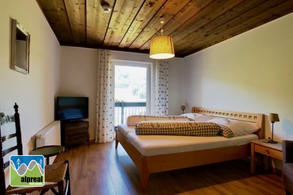 Bed and Breakfast hotel with 14 rooms Salzburg Austria