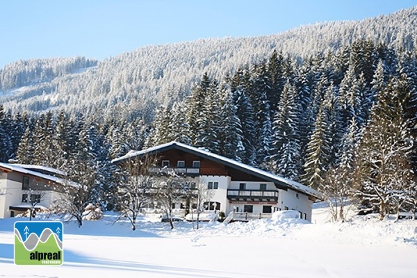 Pension met 14 gastenkamers Salzburgerland Oostenrijk