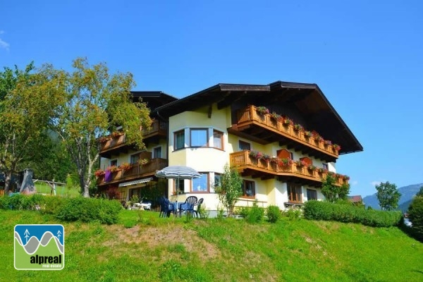 Bed and Breakfast with 38 beds St Martin am Tennengebirge Salzburg Austria