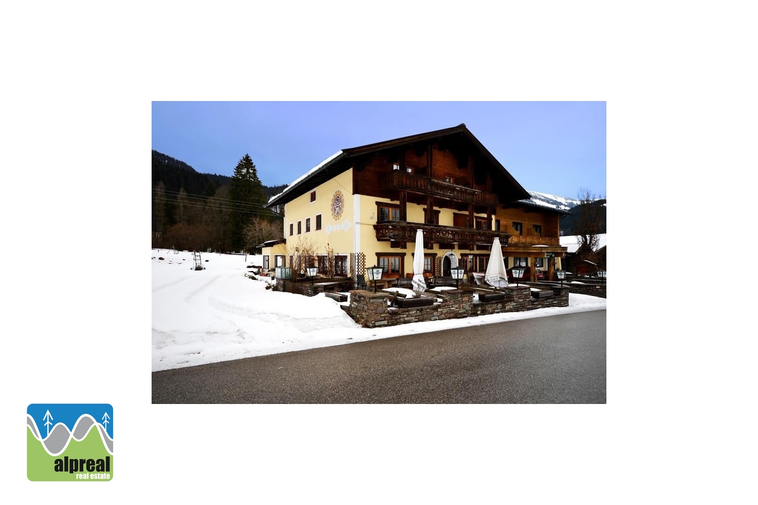 Gasthof with 18 rooms Pinzgau Austria