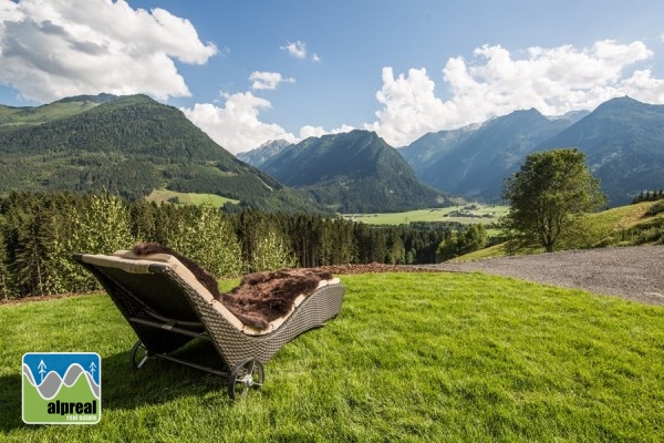 Chalet met 4 of 5 slaapkamers Neukirchen am Großvenediger Salzburgerland Oostenrijk