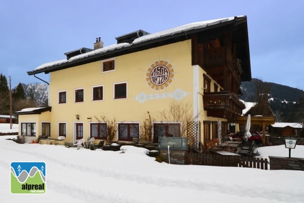 Gasthof with 18 rooms Pinzgau Austria