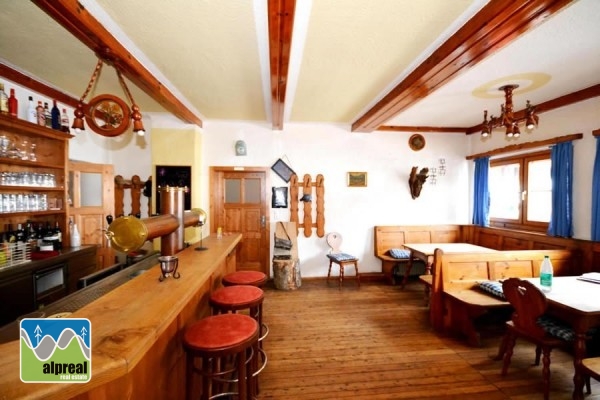 Gasthof with 18 rooms Pinzgau Austria