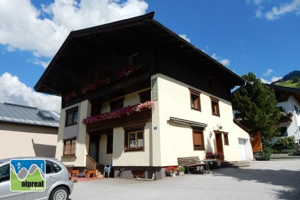 Huis met gastenkamers Oberpinzgau Salzburgerland Oostenrijk